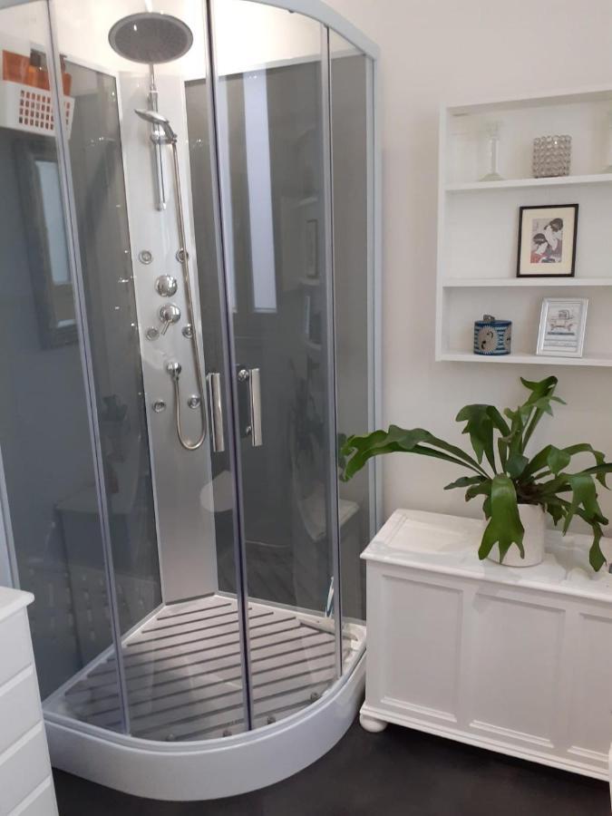 Oasis Master Suite Marconne Екстер'єр фото